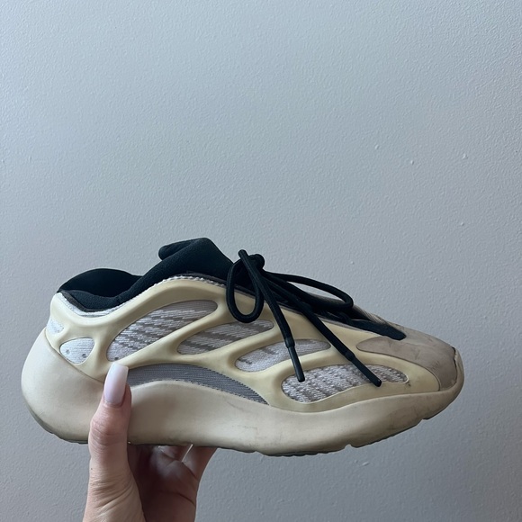 Yeezys unisex - Picture 4 of 8